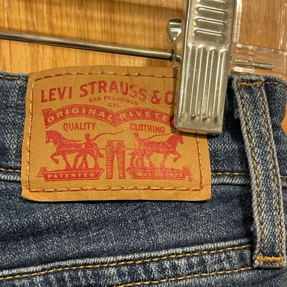 Levi 721 High Rise Skinny Jeans - Size 25 - Picture 3 of 11